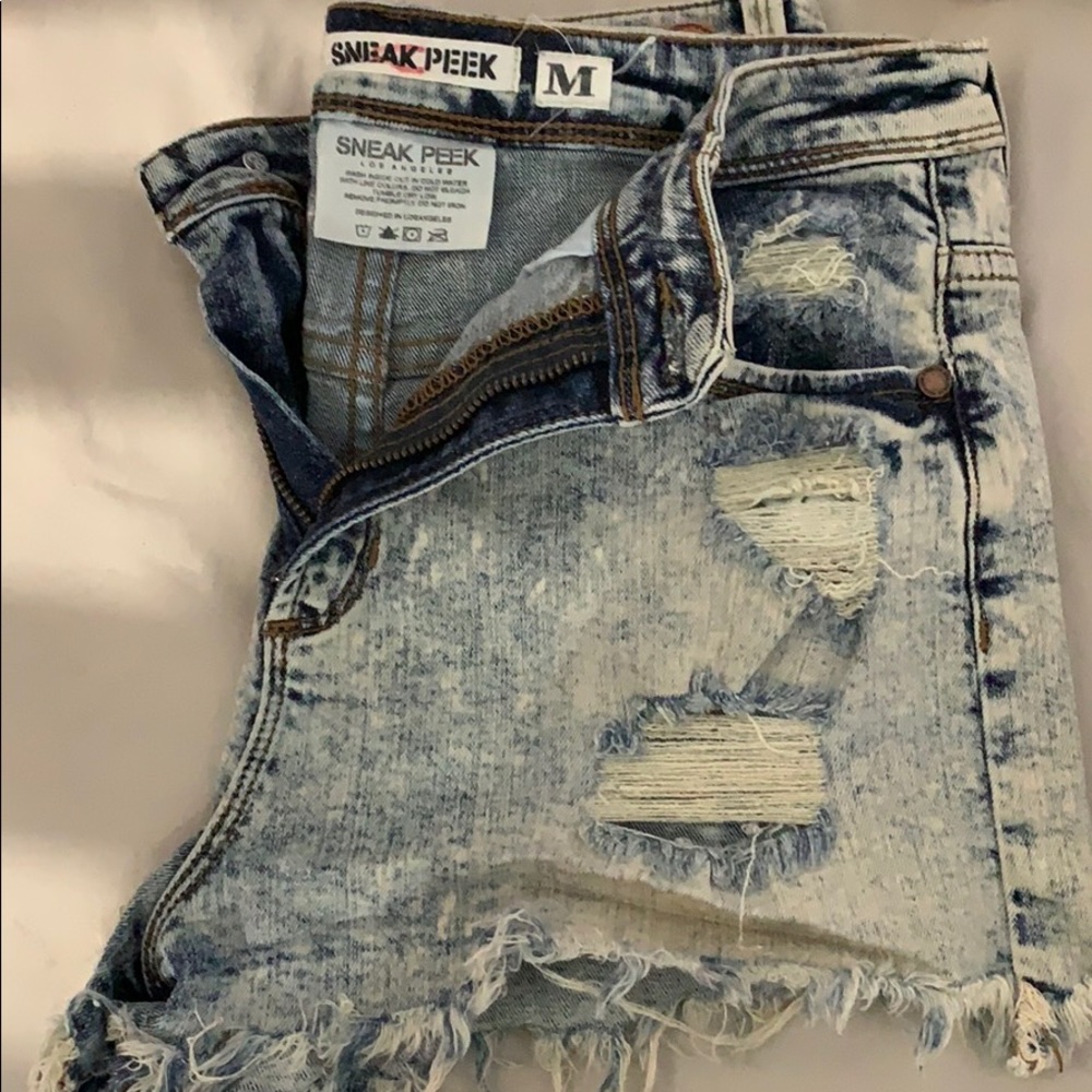 Jean Shorts - Picture 5 of 6